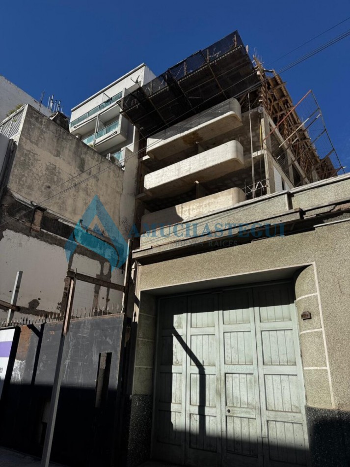 VENTA LOFT CON BALCON TERRAZA EN GUEMES - En Obra